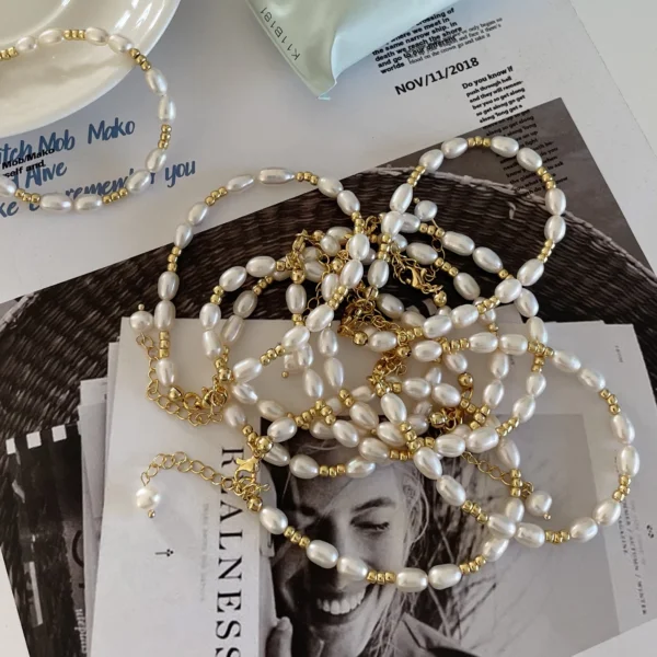 Gold bead pearl bracelet