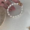 Baroque pearl bracelet for opposite sex