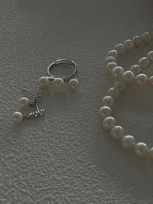 463-4 100cm Threaded Baroque Freshwater Pearl Necklace