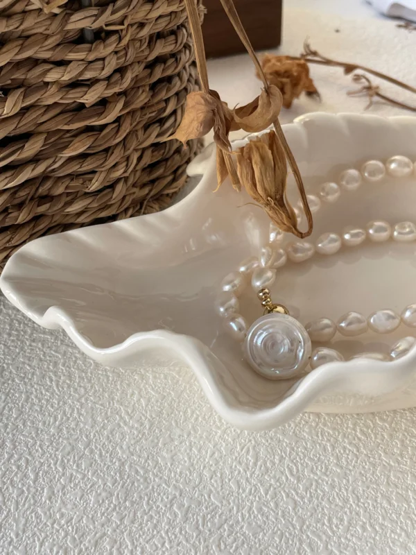 8-9mm Oval-Shaped Baroque Freshwater Pearl Roman Memory Necklace