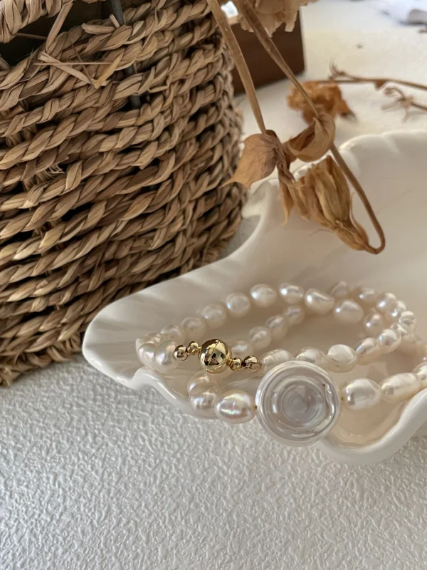 8-9mm Oval-Shaped Baroque Freshwater Pearl Roman Memory Necklace