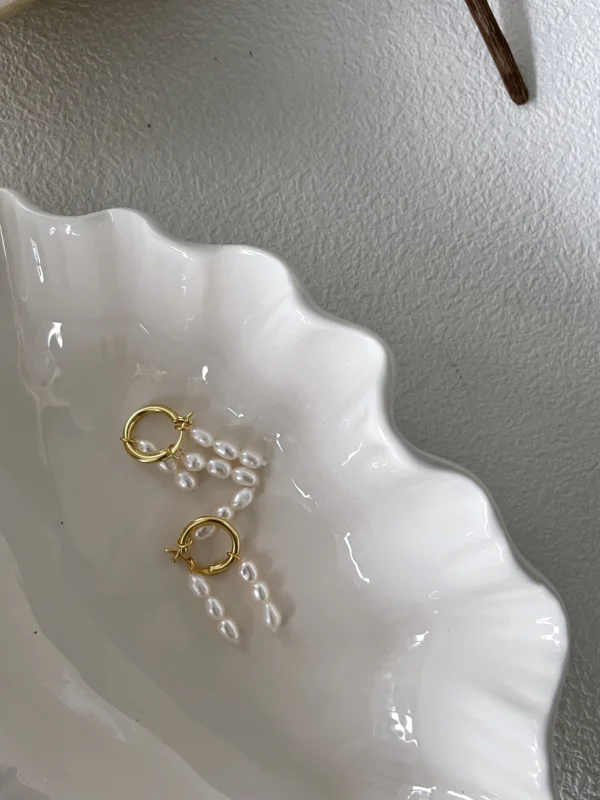 3-4mm Rice-Shaped Baroque Freshwater Pearl Gold Hoop Earrings