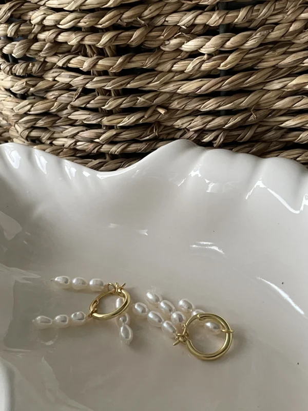 3-4mm Rice-Shaped Baroque Freshwater Pearl Gold Hoop Earrings