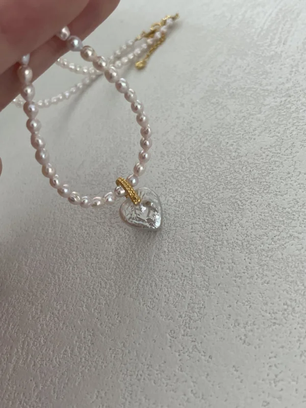 Heart-Shaped Baroque Freshwater Pearl Light Pink Beaded Necklace