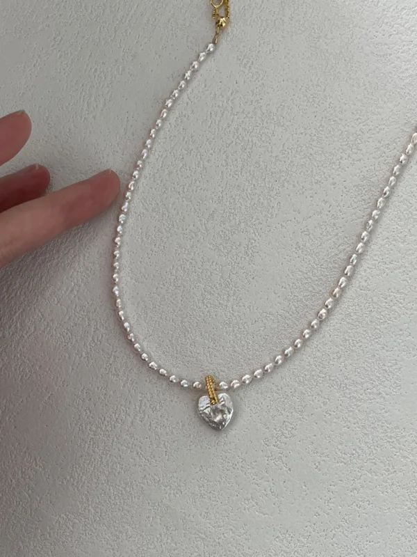 Heart-Shaped Baroque Freshwater Pearl Light Pink Beaded Necklace