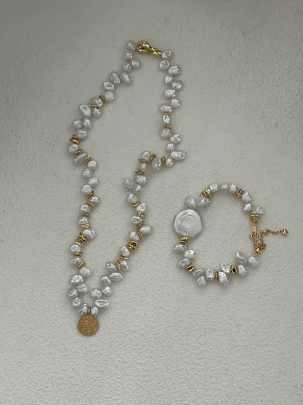 14-16mm Oblate-Shaped Baroque & Keshi Saltwater Pearl Bracelet
