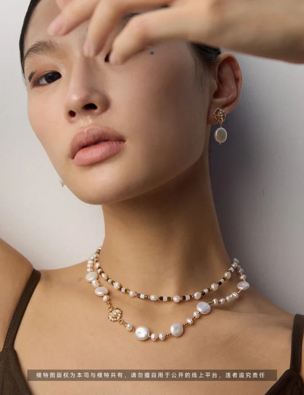 D0493-2_10 Baroque Pearl Floral Pendant Necklace in antique gold finish on 925 silver chain