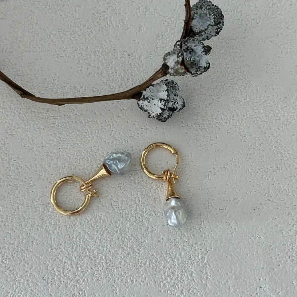 Freshwater Baroque Pearl Drop Earrings in 18K Gold-Plated Sterling Silver Freshwater baroque pearl drop earrings with genuine irregular baroque pearls and 18k gold-plated sterling silver modern vintage dangle design