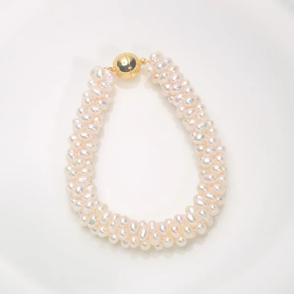 mini freshwater pearls bracelet with gold magnetic clasp, 18cm