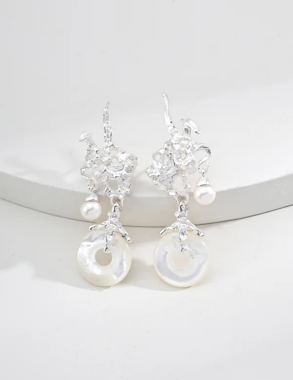 natural silver s925 pearl drop earrings with mother-of-pearl ring