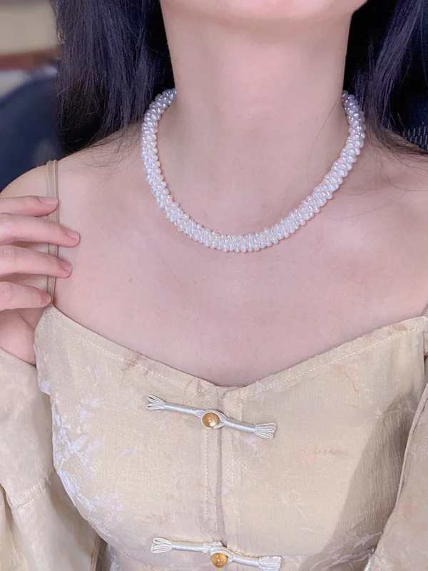white freshwater pearl necklace 45cm worn at collarbone