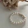 white baroque freshwater pearl bracelet 18–19cm gold clasp