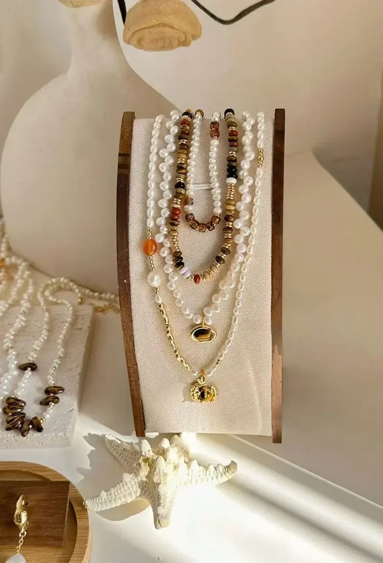 Elegant freshwater pearl jewelry for everyday wear
